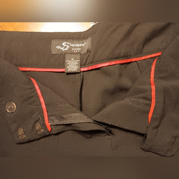 Capri's - Picture 5 of 5